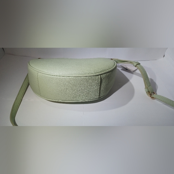 Lauren Conrad Vegan Leather Crossbody NWT Host Pick - Picture 8 of 9